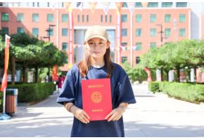 被大鸡巴操的91视频【新生报到】“北音温度”助力梦想起航！